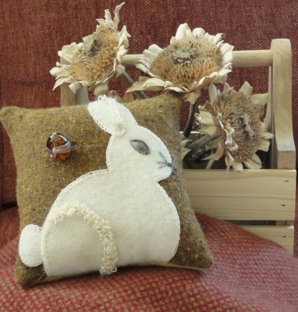 SFP25 Wooly Rabbit - $7.00